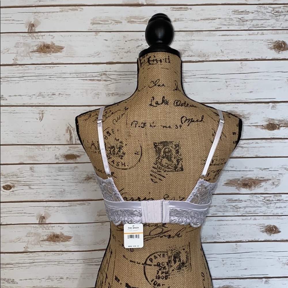 NWT Free People Evelina Bralette - Cloudy Lavendar - Picture 4 of 4